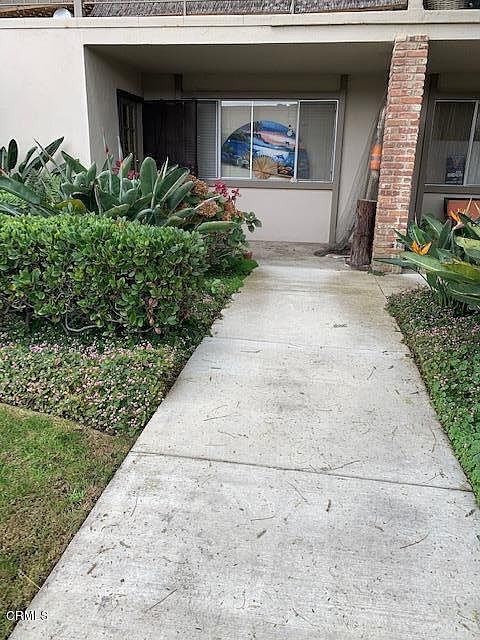 2nd image of 172 W Carmel Grn