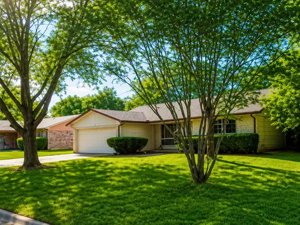 1012 Princeton Pl, Cleburne, TX 76033