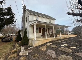 663 Hykes Rd, Greencastle, PA 17225