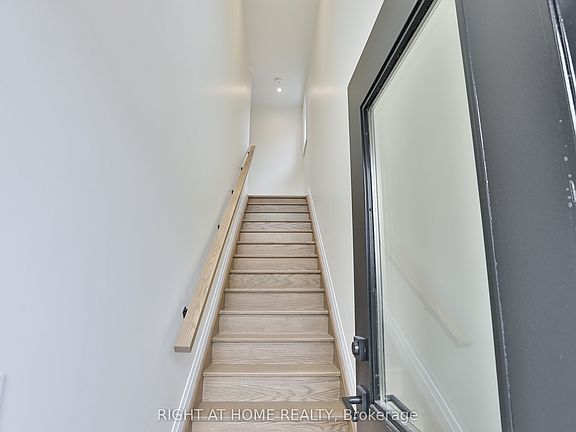 2nd image of 39 15th St #3
