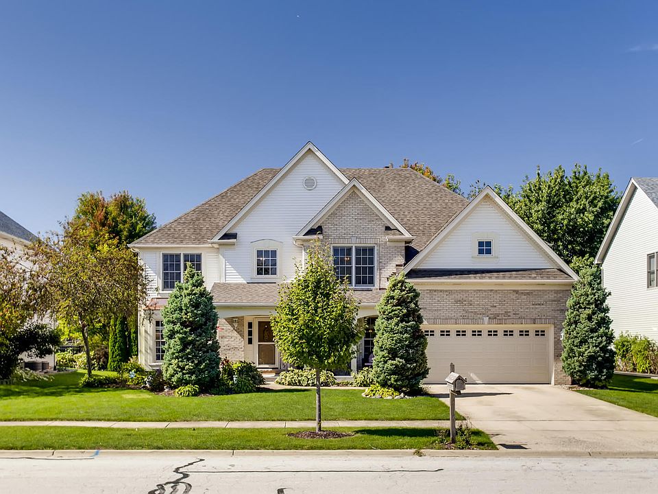 1st image of 12144 S Winterberry Ln