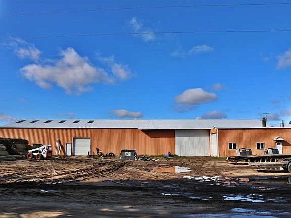 3rd image of W3577 Cumberland Dr