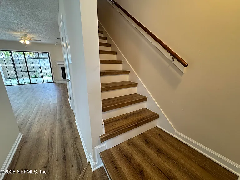 2075 Gail Ave — Photo 17