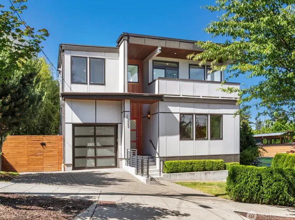 2222 E McGraw Street, Seattle, WA 98112