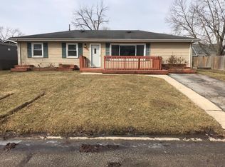 708 Coventry Rd, Valparaiso, IN 46385