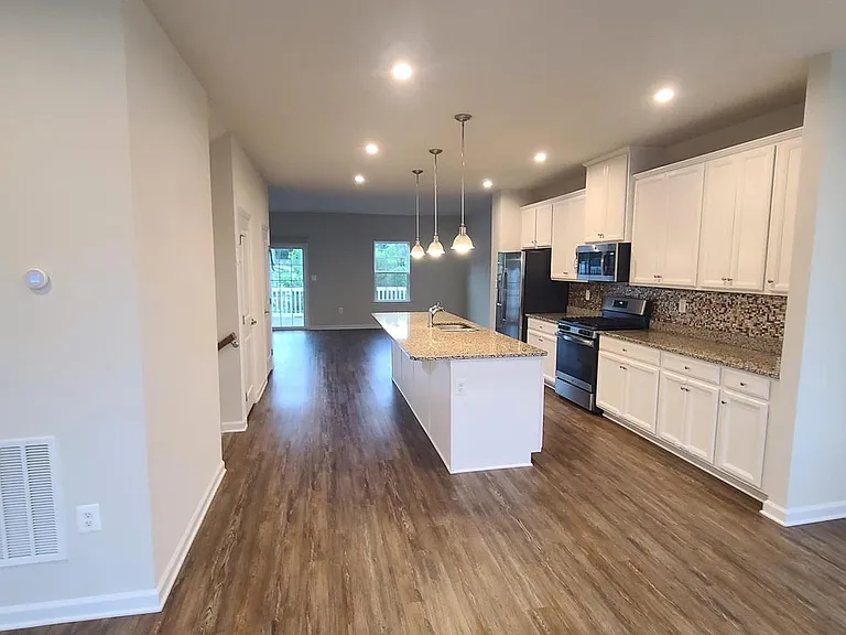 1006 Valley Run Dr — Photo 11
