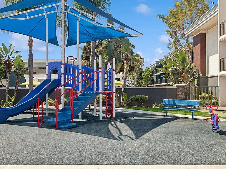 Madison Park — Photo 37