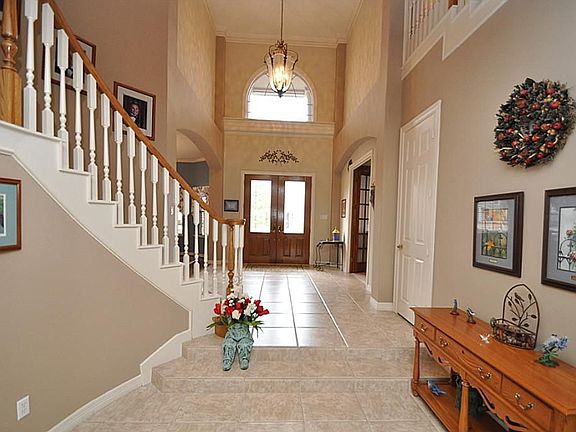 3rd image of 22910 Chaus Ct