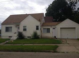 2354 SW 21st St, Akron, OH 44314