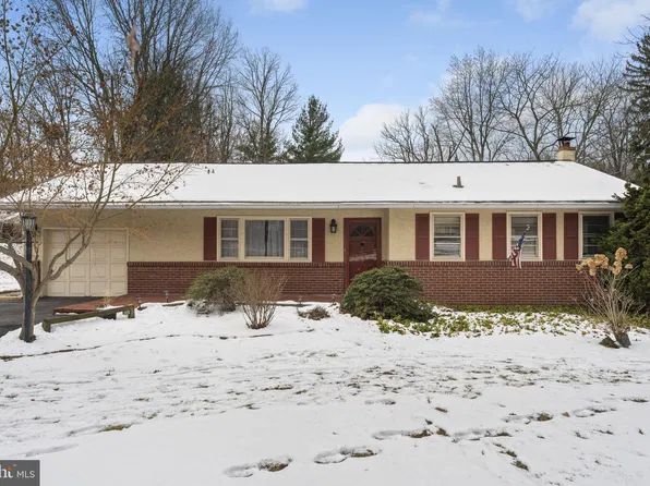 1348 Glen Echo Rd, West Chester, PA 19380