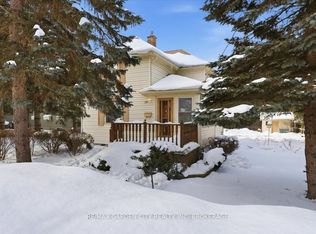 26 Chestnut St, Pelham, ON L0S1E3