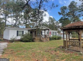 1424 Kight Dr, Metter, GA 30439