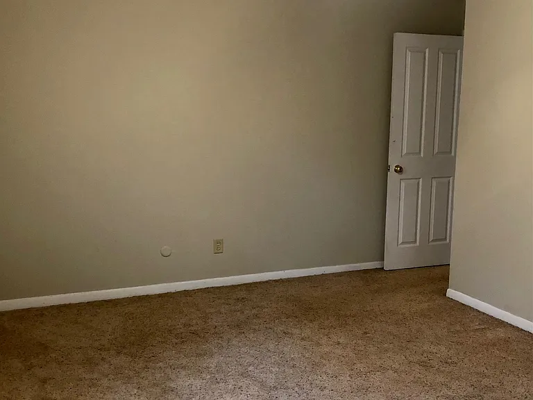 400 E Canedy St #2 — Photo 5