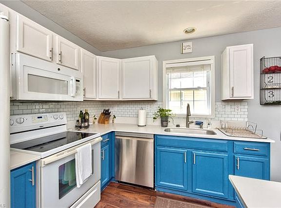 5th image of 282 Leawood Cir