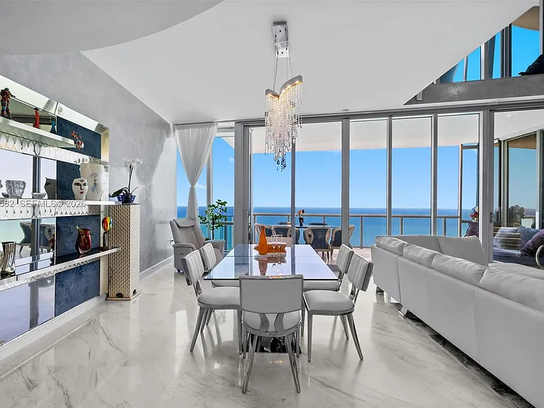 17121 Collins Ave #Penthouse 4406 — Photo 5