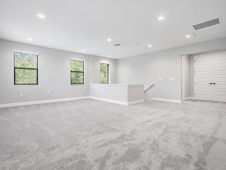 3912 S Church Ave — Photo 34
