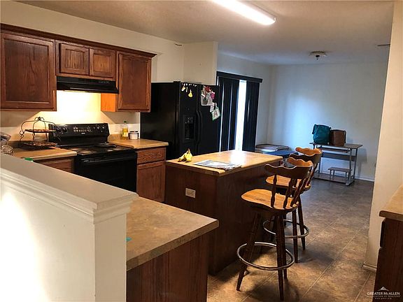 4th image of 2103 Llano Mediano Ln