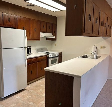 3rd image of 278 Crosse Dr BLDG 278 #2H