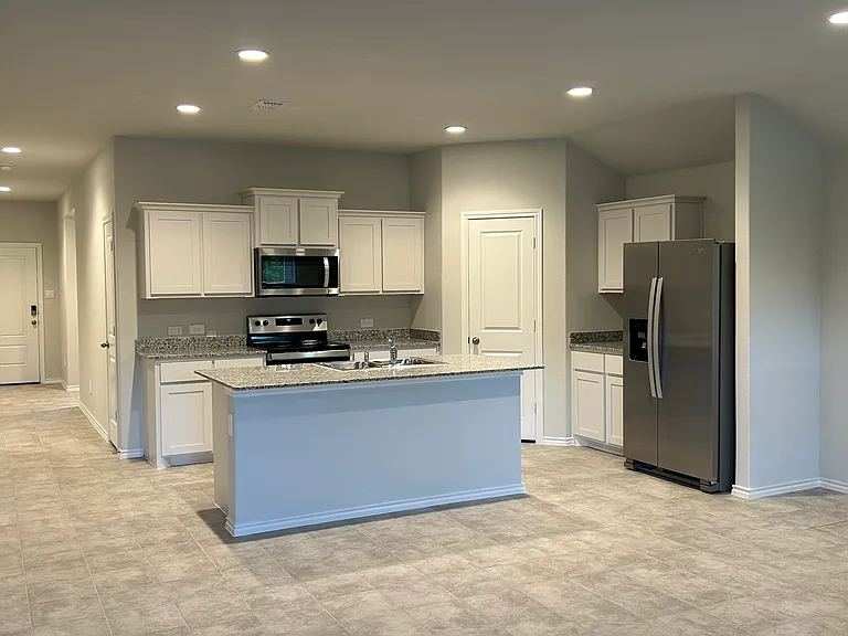 108 Piping Rock Dr — Photo 6