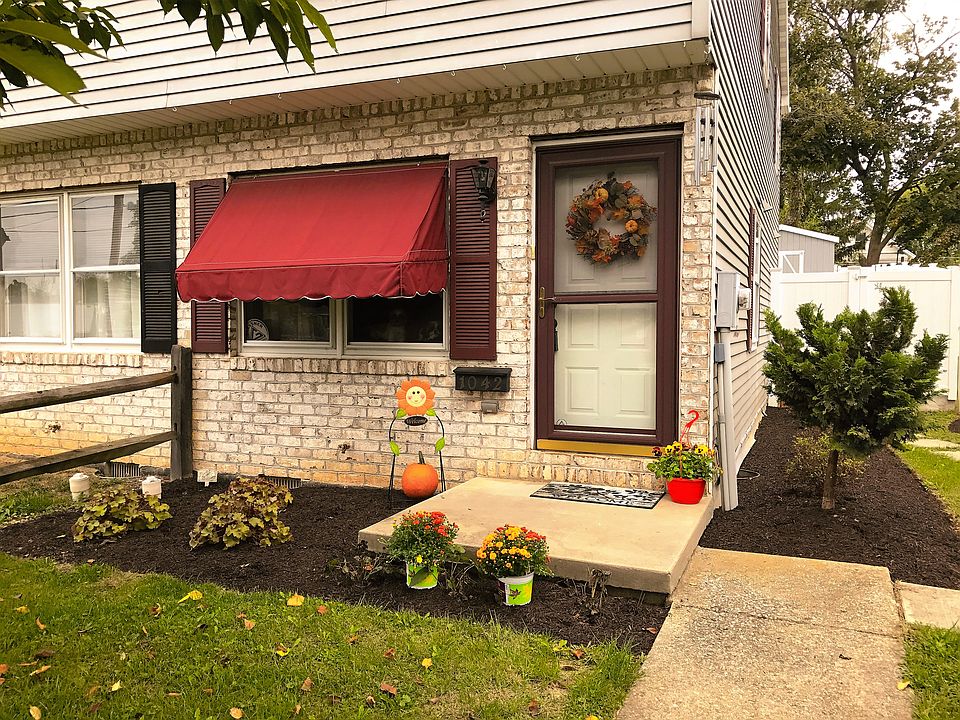 Newly Landscaped Oct 2016
