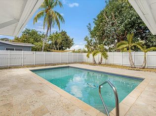 6551 Moseley St, Hollywood, FL 33024