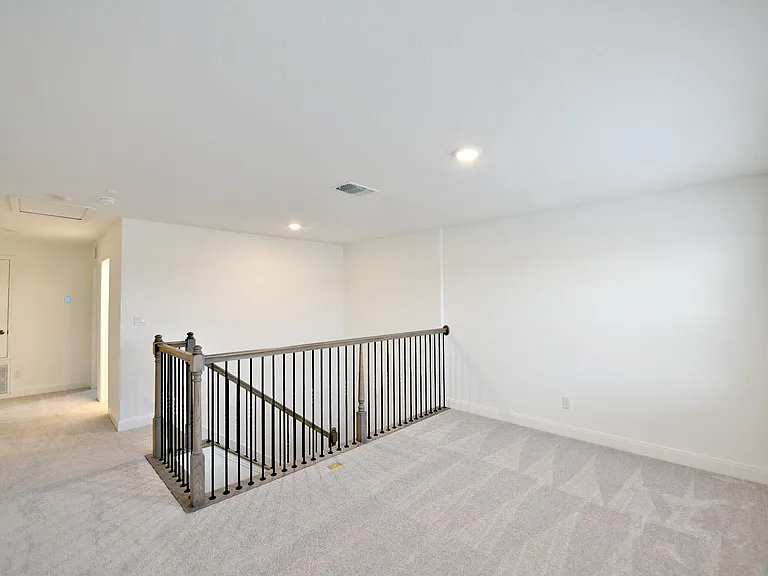 517 Scooter St — Photo 17