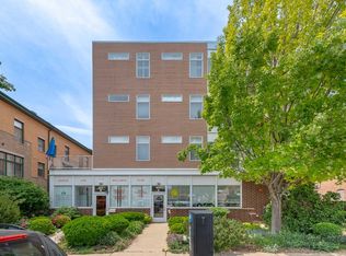 915 S Oak Park Ave APT 1B, Oak Park, IL 60304