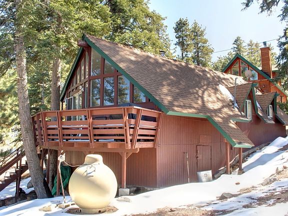 4th image of 836 Lowe Dr