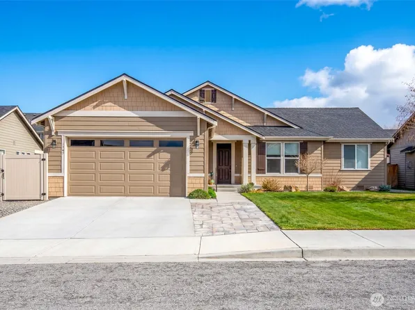 1747 S Blanchard Loop, East Wenatchee, WA 98802