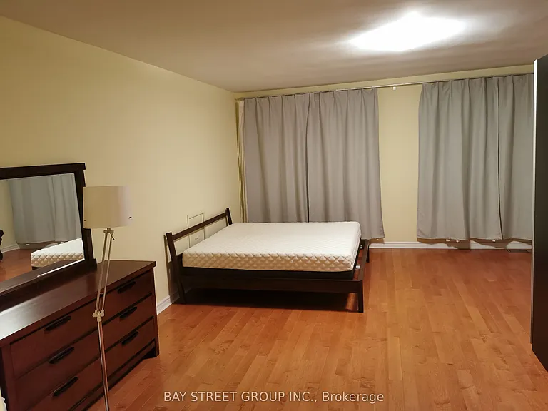 138 Rosedale Heights Dr — Photo 6