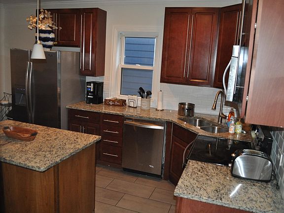 5th image of 2529 W Charleston St #1