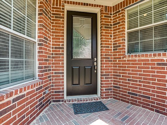3rd image of 2378 Quiet Oak Ln