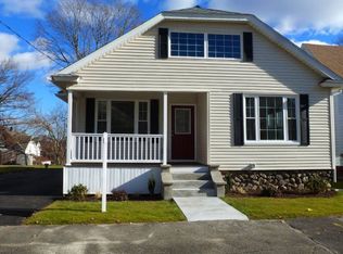 11 Agate Ave, Worcester, MA 01604