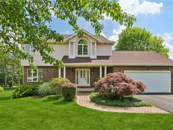 150 Robin St, Indiana, PA 15701