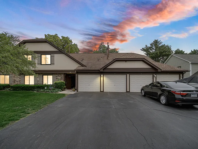 521 Cumberland Trl #D — Photo 2