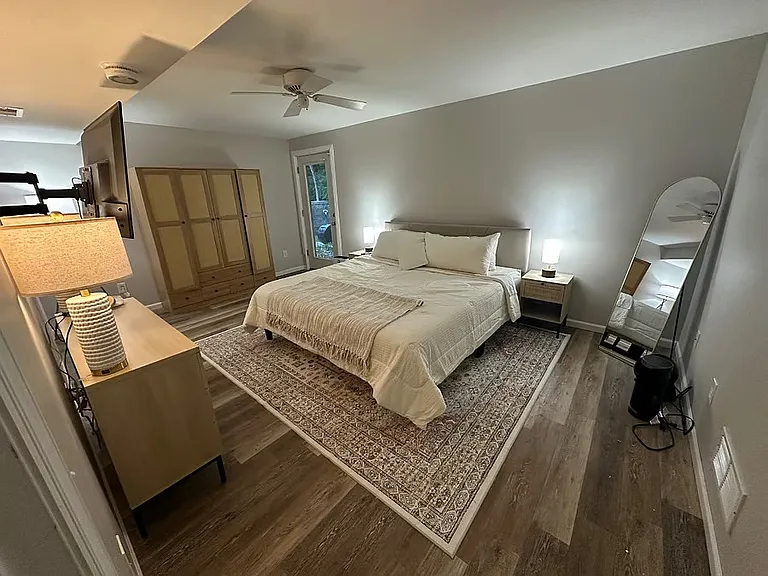 1159 Lancaster Dr #1 — Photo 10