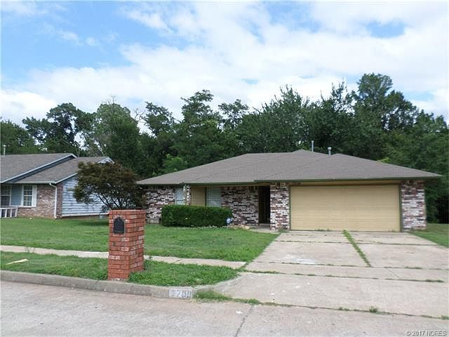 1st image of 7709 S Juniper Pl