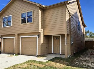 8006 Farnsworth St #B, Houston, TX 77022