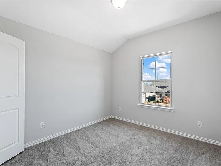 5117 Unity Dr — Photo 13