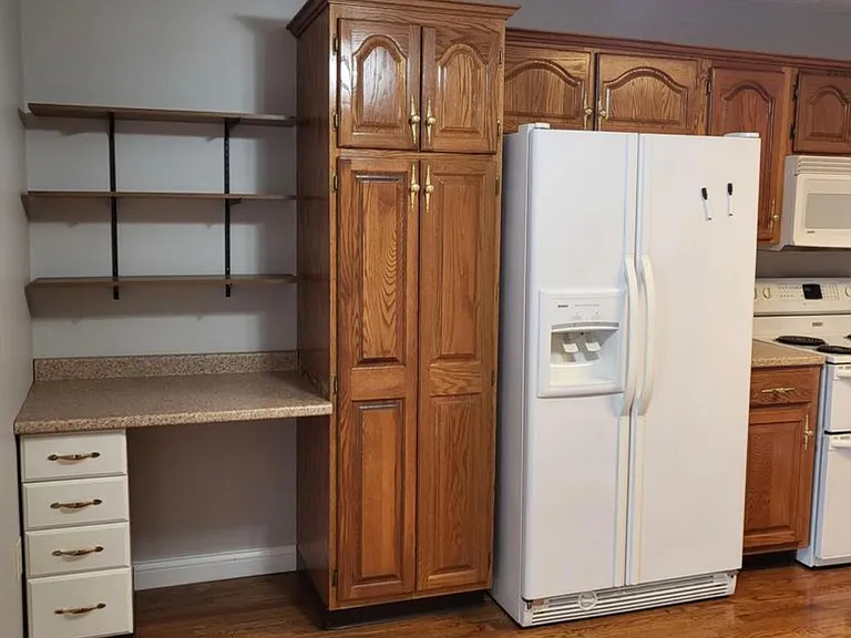 135 Kirkwood Dr — Photo 10