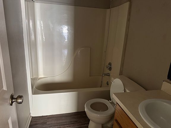 4th image of 605 N Park St APT C