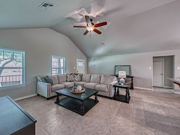 5th image of 109 Teresa Ln