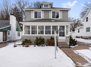 864 Diamond Ave NE, Grand Rapids, MI 49503