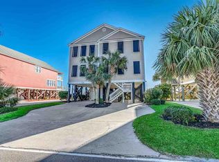 1013 S Waccamaw Dr, Murrells Inlet, SC 29576