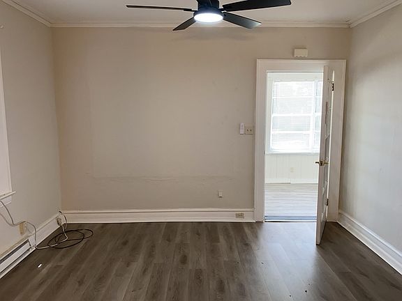 4th image of 1409 S Westmoreland Dr Unit 1