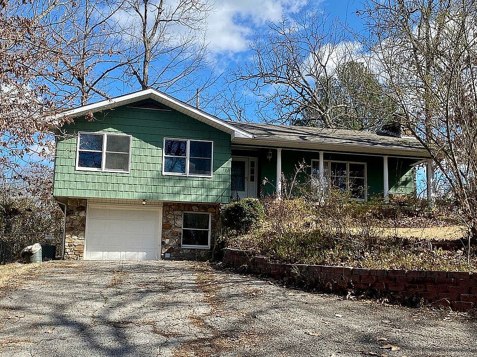 1st image of 122 Circle High Dr