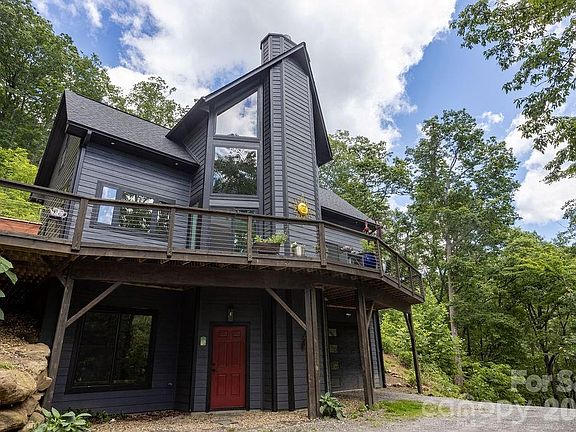 3rd image of 338 Fairview Forest Dr