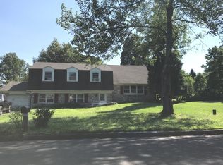 3316 Winchester Dr, Doylestown, PA 18902