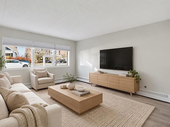 2nd image of 1414 W 12th St SW #102