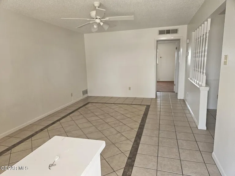 6832 Escondido Dr #B — Photo 2